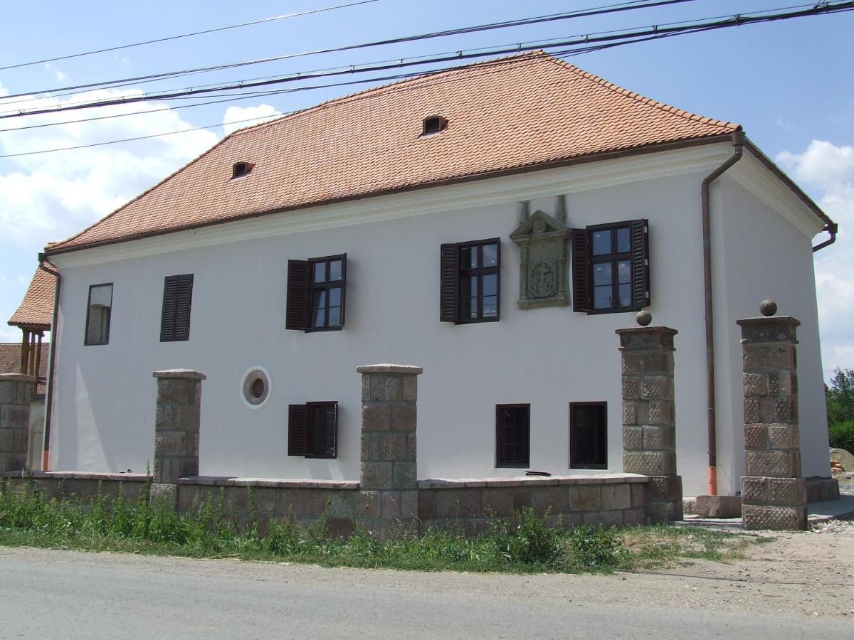 Castle Hotel Daniel Baraolt Dış mekan fotoğraf