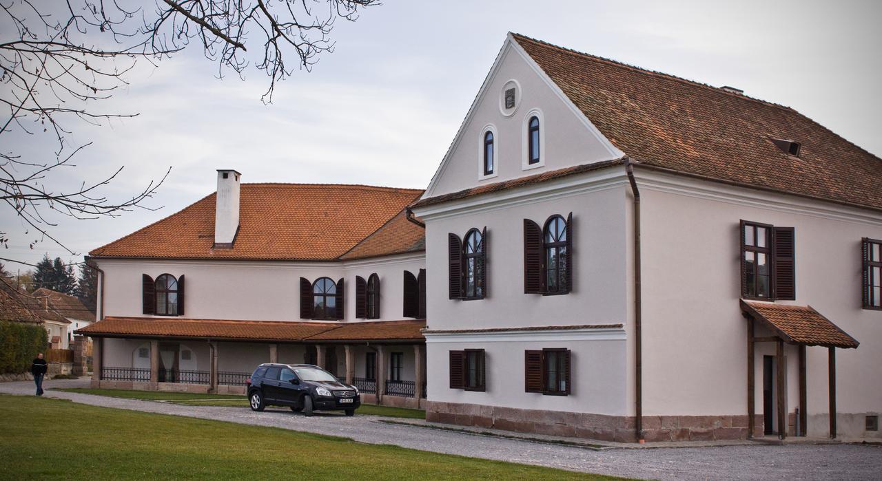 Castle Hotel Daniel Baraolt Dış mekan fotoğraf